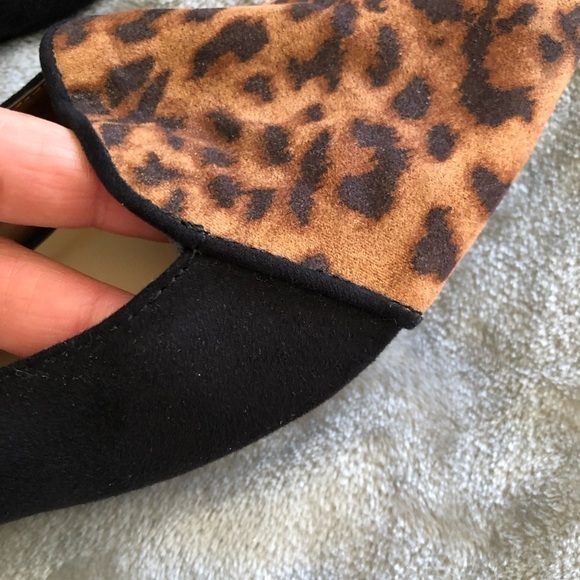 Gap women’s black and cheetah print point toe flats size 7 - Picture 5 of 8